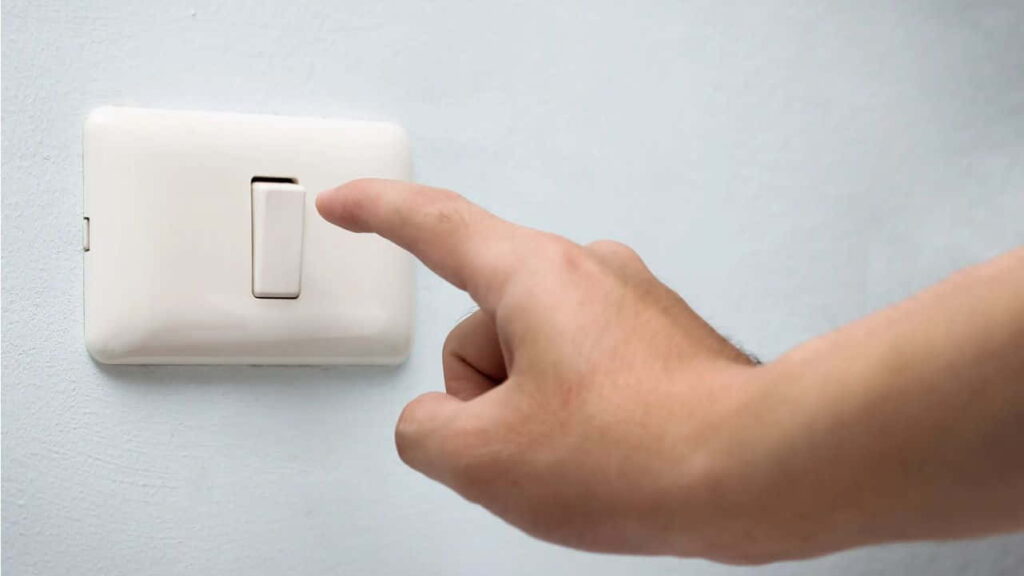 panduan memilih suis elektrik rumah yang tepat di malaysia